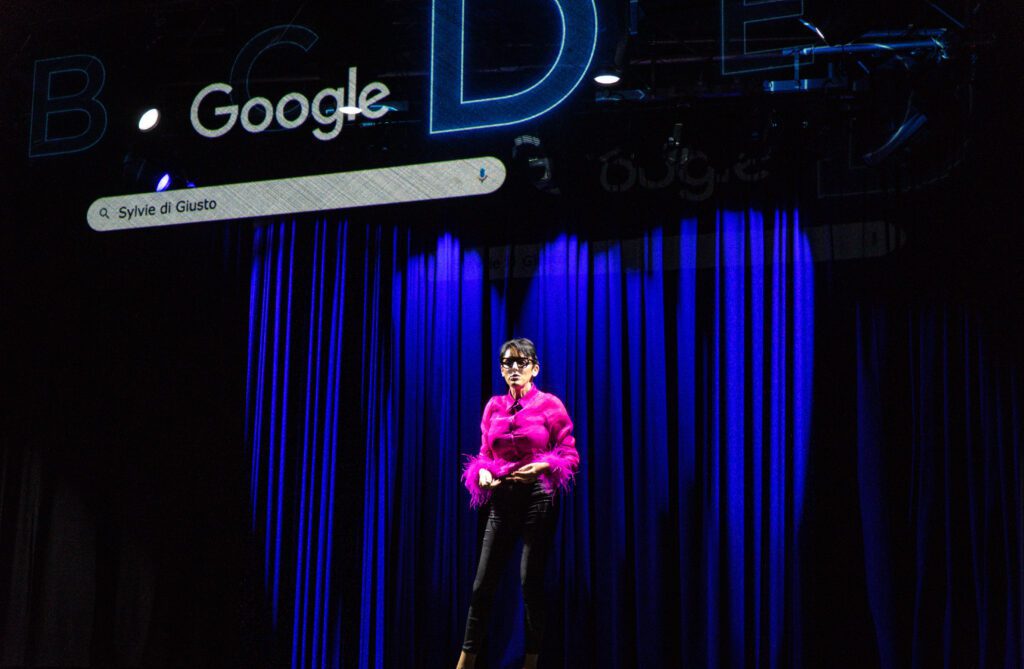 Immersive Keynote, Holo Presentation, Sylvie di Giusto,: who benefits from an immersive keynote