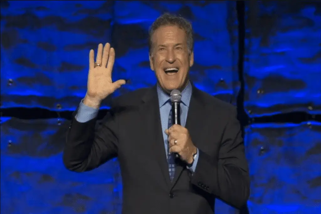 Best Motivational Speaker in the World: the unspoken artistry of stagecraft