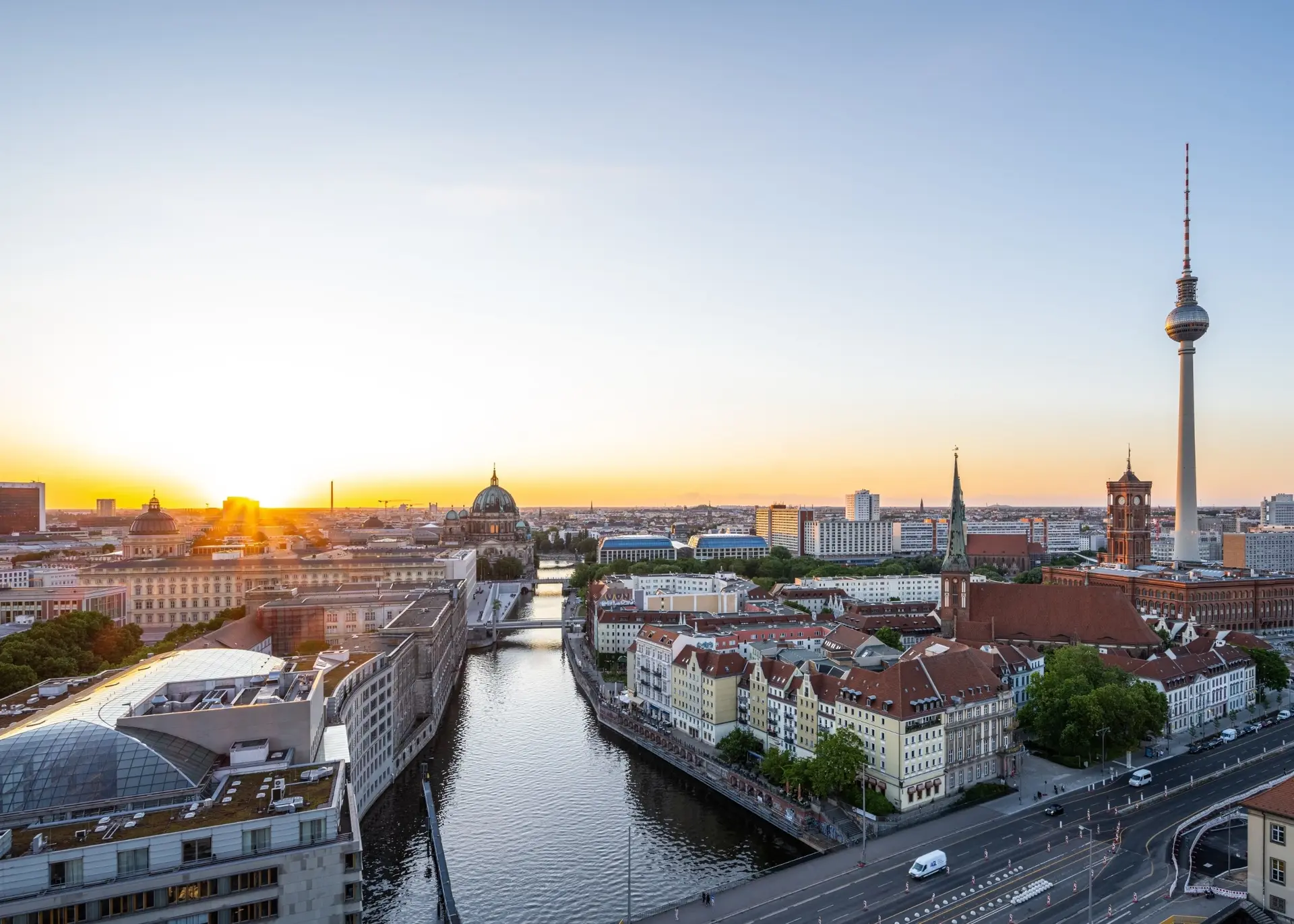 The Berlin TV Tower (Fernsehturm) rising above the rooftops of central Berlin, for Sylvie di Giusto, international keynote speaker in Berlin