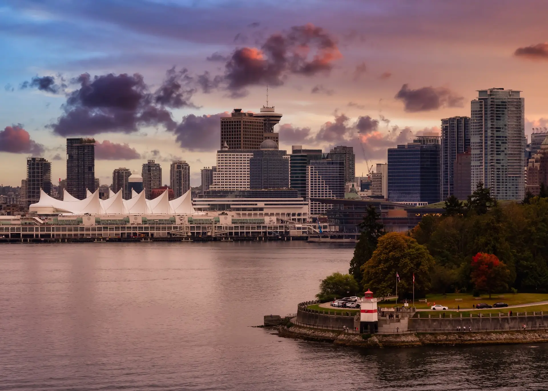 Canada Place and its white sails on the Vancouver waterfront, for Sylvie di Giusto, international keynote speaker in Vancouver